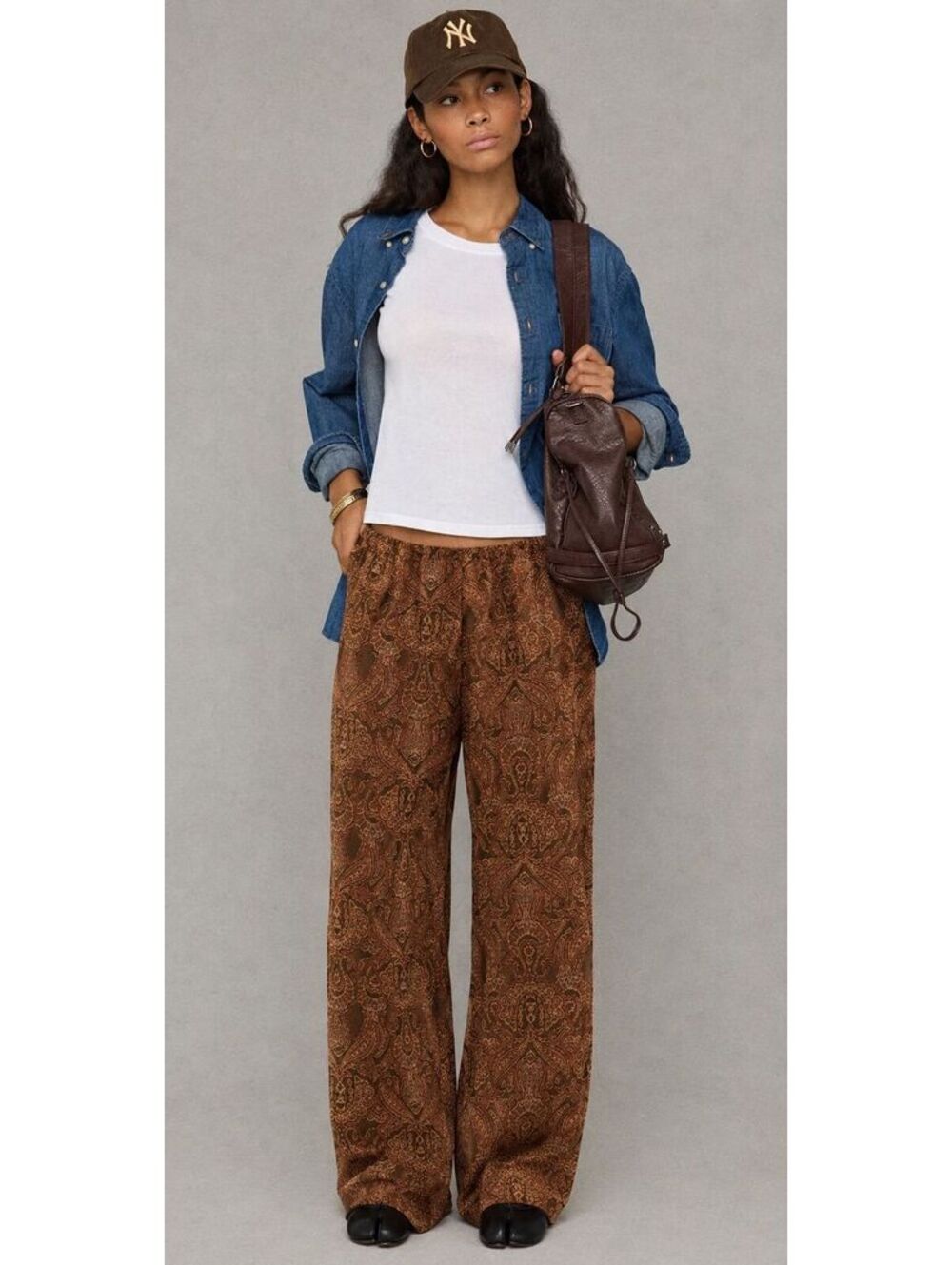 (SMALL, W13.5-15, INSEAM 30) NWOT URBAN OUTFITTERS JACQUARD PANTS UNISEX